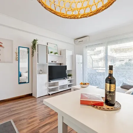 Stylish Apartment In The Heart Of Salou Exterior photo